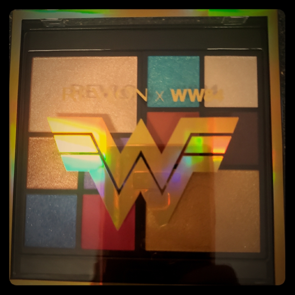 Limited Edition Wonder Women makeup